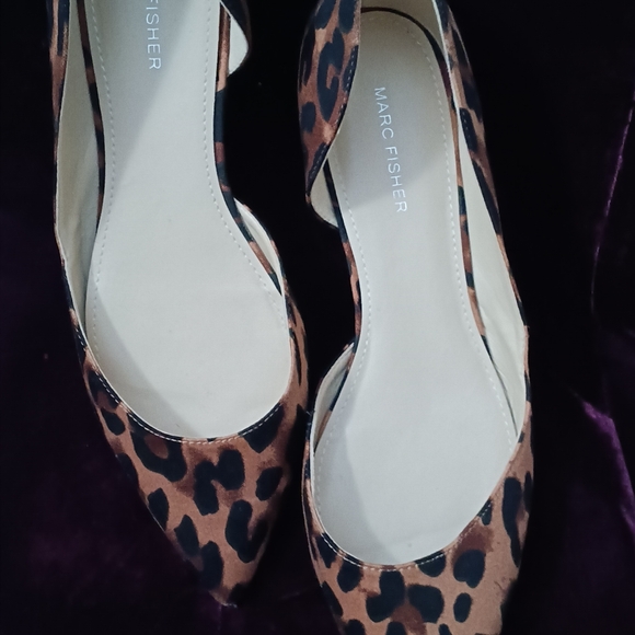 Marc Fisher leopard print flats size 10M - Picture 2 of 5